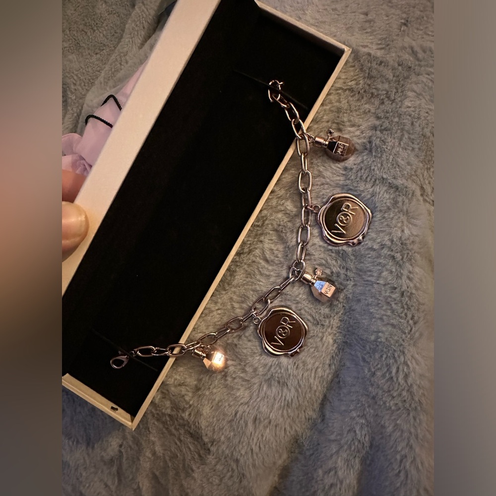 Viktor & Rolf - Picture 4 of 6